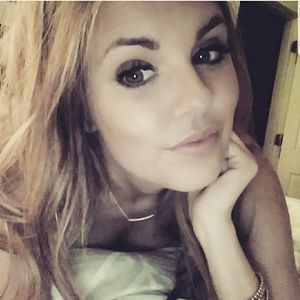 Meet your Posher, Natasha